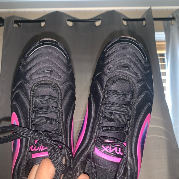 SOLD‼️‼️DO NOT BUY-Nike woman’s sneakers💗 - Picture 3 of 4